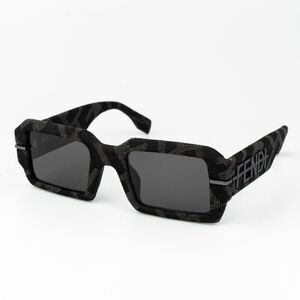 Fendi FENDIGRAPHY Women Sunglasses Rectangle Grey Monogram FE40074U 05A